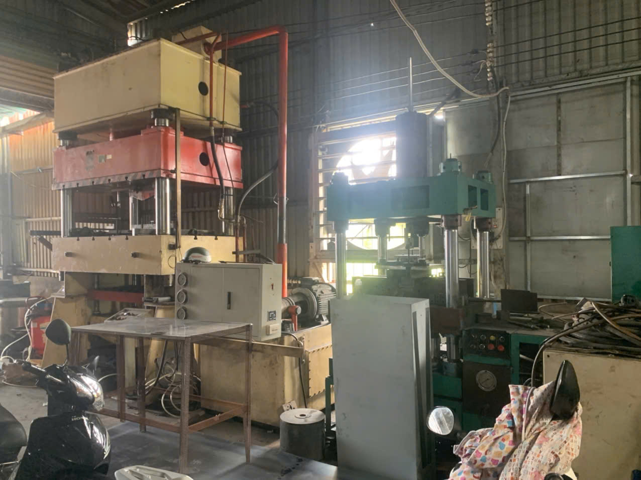 Stamping machines 3.jpg